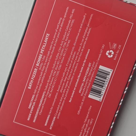 The Simple Joy Co. Sugar Cookie Bath Christmas Holiday Fizzer Set-OS - Picture 3 of 4